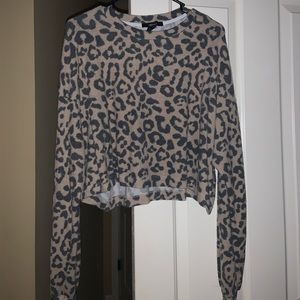 Leopard light sweater